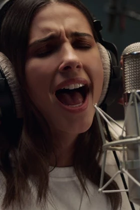 Naomi Scott - Speechless