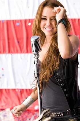 Miley Cyrus - Party In The U.S.A.